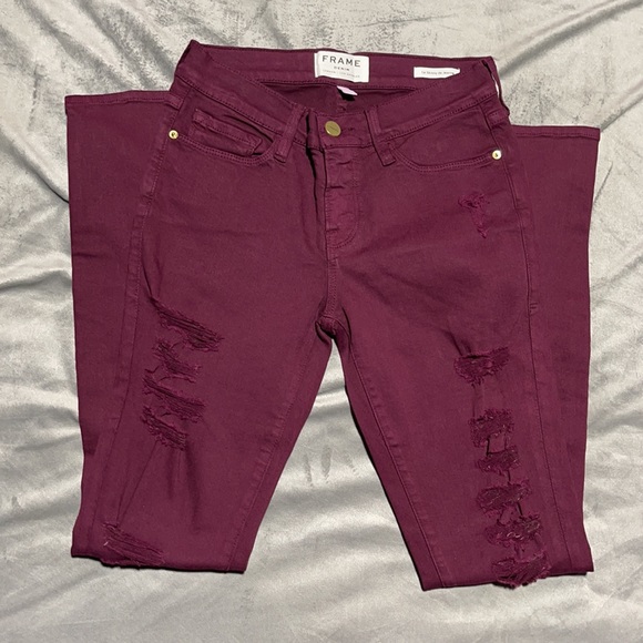🥰🥰Frame Denim Burgundy Distressed Skinny Jeans🥰🥰 - Picture 4 of 11